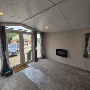 AVAILABLE | 2026 | NEW Sunrise Micro Lodge | 31×12 | 1 King bed