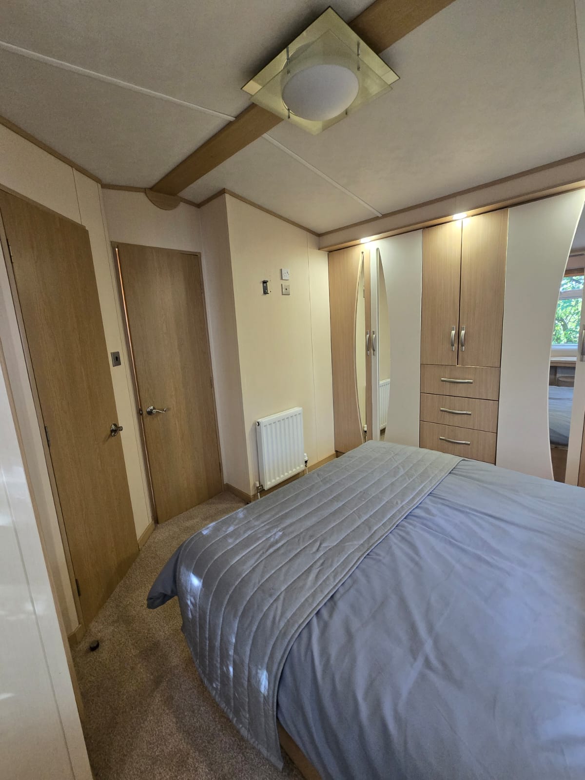 04c589ca-c7a4-4e7a-a4fd-e1f6f7dd6f6a