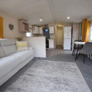 AVAILABLE – 2020 Delta Hailsham | 35×12 with 2 beds | Full Winterpack