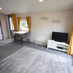 AVAILABLE – 2020 Delta Hailsham | 35×12 with 2 beds | Full Winterpack