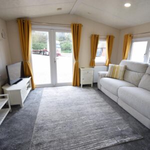 AVAILABLE – 2020 Delta Hailsham | 35×12 with 2 beds | Full Winterpack