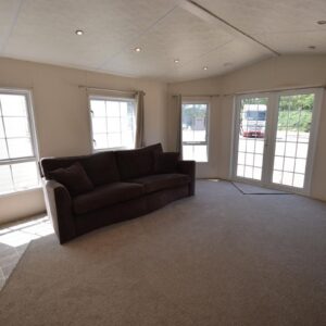 SOLD – 2018 Delta Oakwood Lodge 40×13 | 2 beds | ELECTRIC MODEL | Full Winterpack