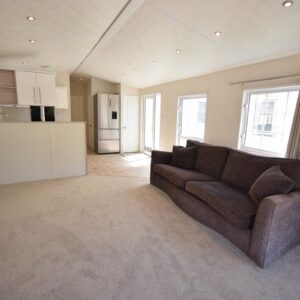 SOLD – 2018 Delta Oakwood Lodge 40×13 | 2 beds | ELECTRIC MODEL | Full Winterpack