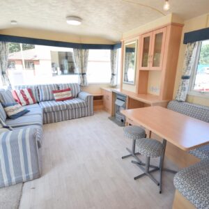 AVAILABLE – 2007 Atlas Nevada | 35×10 | 2 beds | Full Winterpack | En-suite Shower