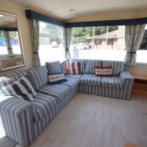 AVAILABLE – 2007 Atlas Nevada | 35×10 | 2 beds | Full Winterpack | En-suite Shower