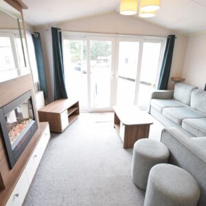 AVAILABLE – 2016 Willerby Avonmore 39×12 | 3 beds | Full Winterpack