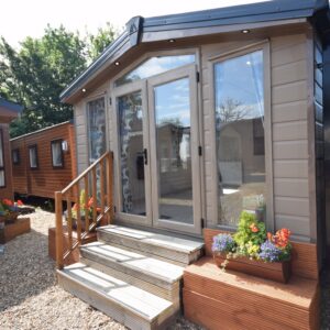 PRE-ORDER | 2027 Sunrise ‘Micro’ Lodge | 33×12 | 2 Bed & Shower | Tiny Home Annexe