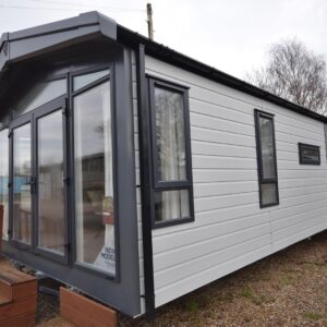 PRE-ORDER | 2027 Victory Lakewood Lodge BS3632 | 43×14 Residential Log Cabin