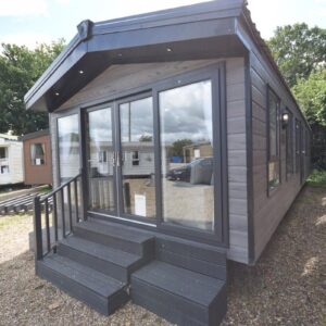 PRE-ORDER | 2027 | NEW Sunrise Lodge ‘Superior’ | 40×13 with 2 beds