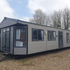 PRE-ORDER | 2027 Sunrise Lodge Deluxe ‘Super’ | 40×13 | 2 bedrooms