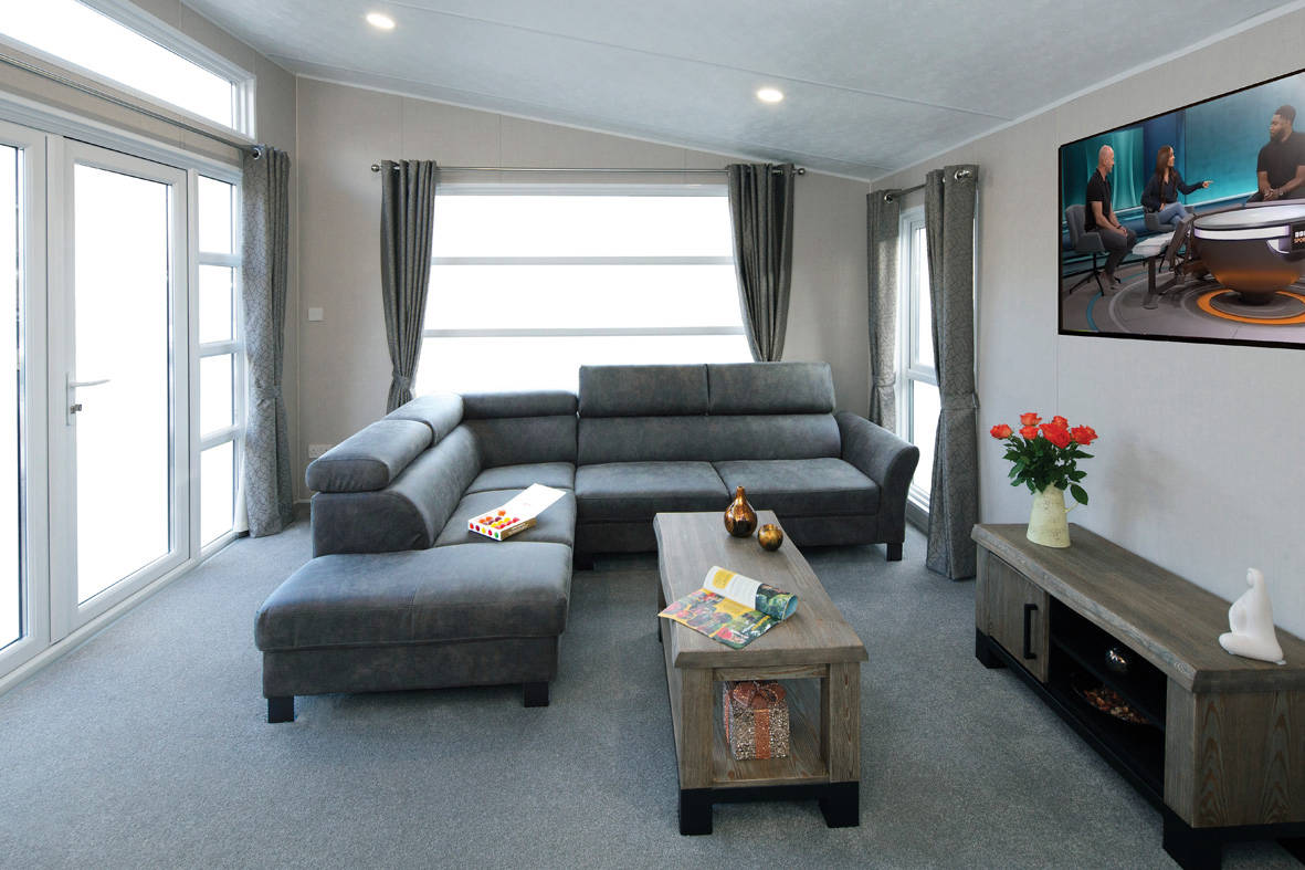 athena-lounge3-web-1181×787