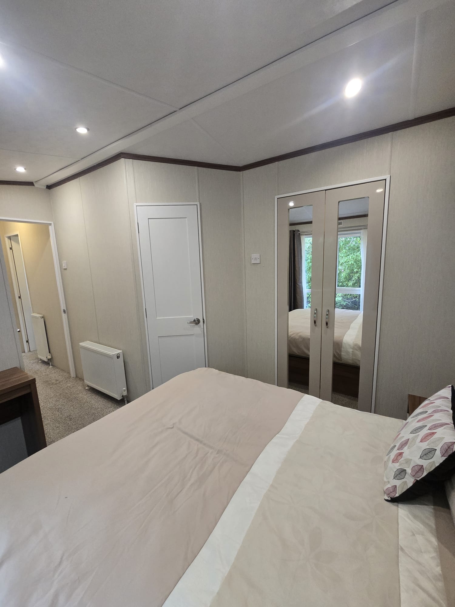 AVAILABLE | 2015 Pemberton Rivington 40x13 | 2 beds | Full Winterpack Mobile Home