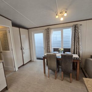 AVAILABLE | 2015 Pemberton Rivington 40×13 | 2 beds | Full Winterpack Mobile Home