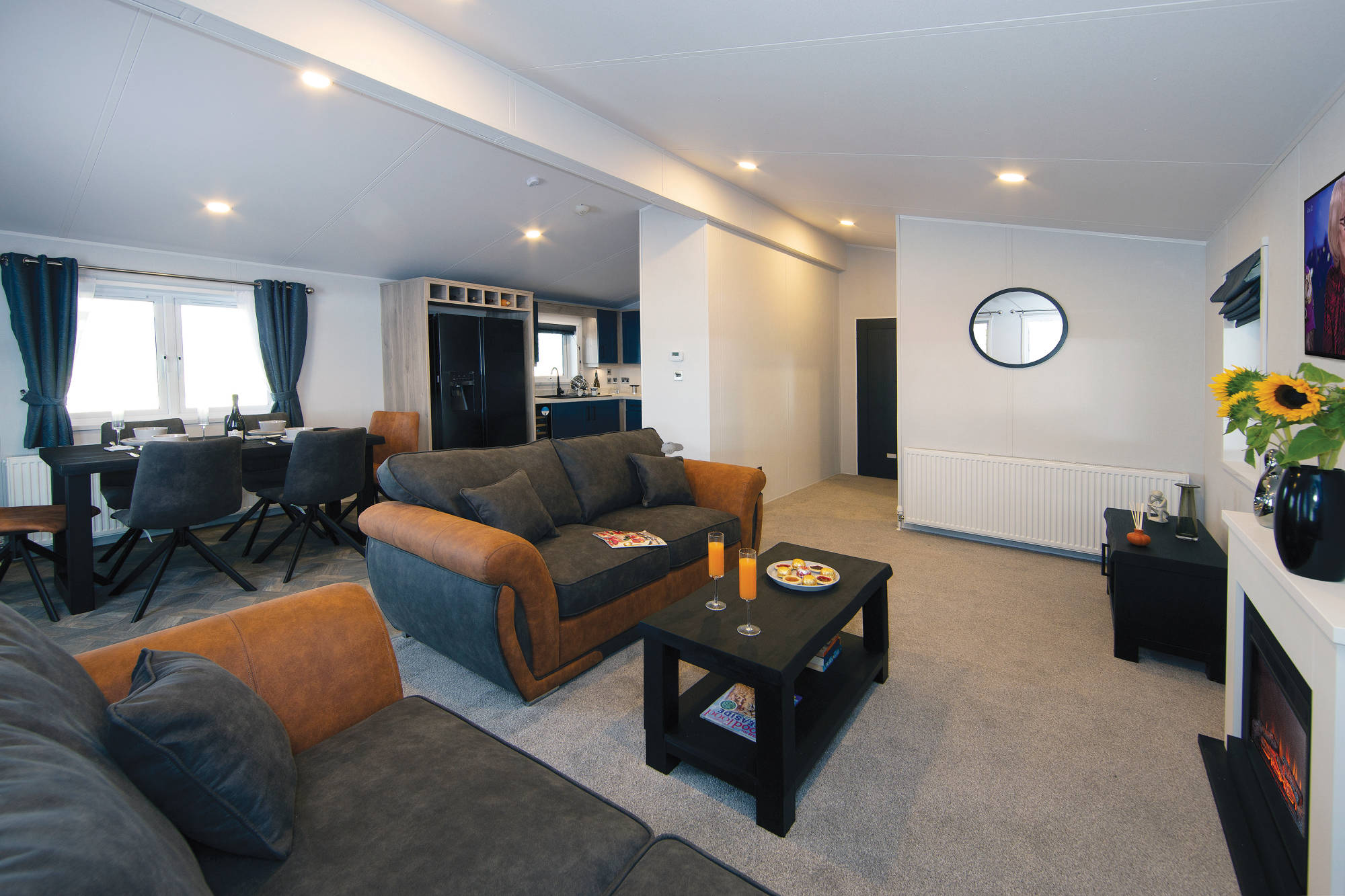 Pre-Order | NEW Sunrise Brentwood Lodge | 2/3 beds | BS3632 Residential Spec
