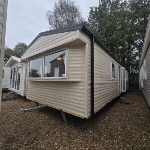 AVAILABLE | 2015 Willerby Aurora 36×12 | 3 beds | Full Winterpack