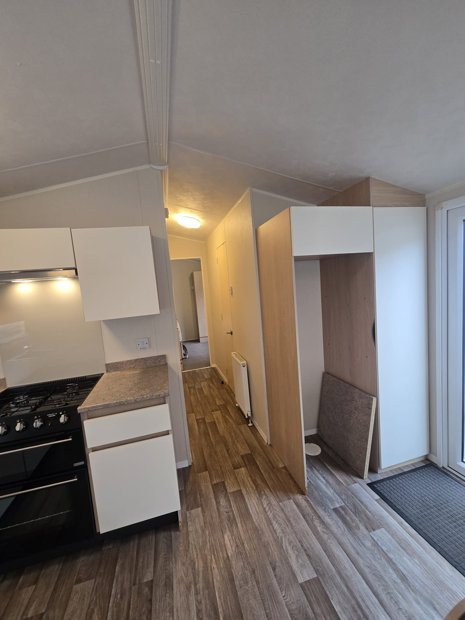 AVAILABLE | 2015 Willerby Aurora 36x12 | 3 beds | Full Winterpack
