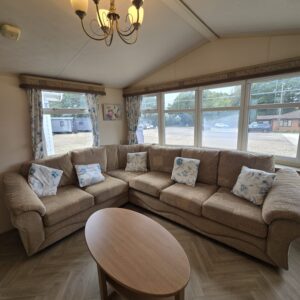 AVAILABLE | 2006 Willerby Granada 36×12 | 2 beds | Full Winterpack