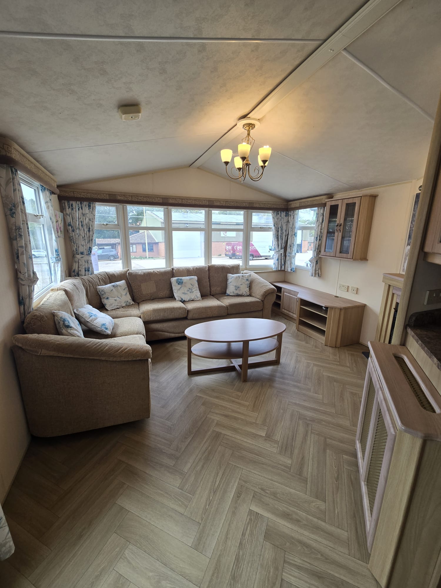 AVAILABLE | 2006 Willerby Granada 36x12 | 2 beds | Full Winterpack