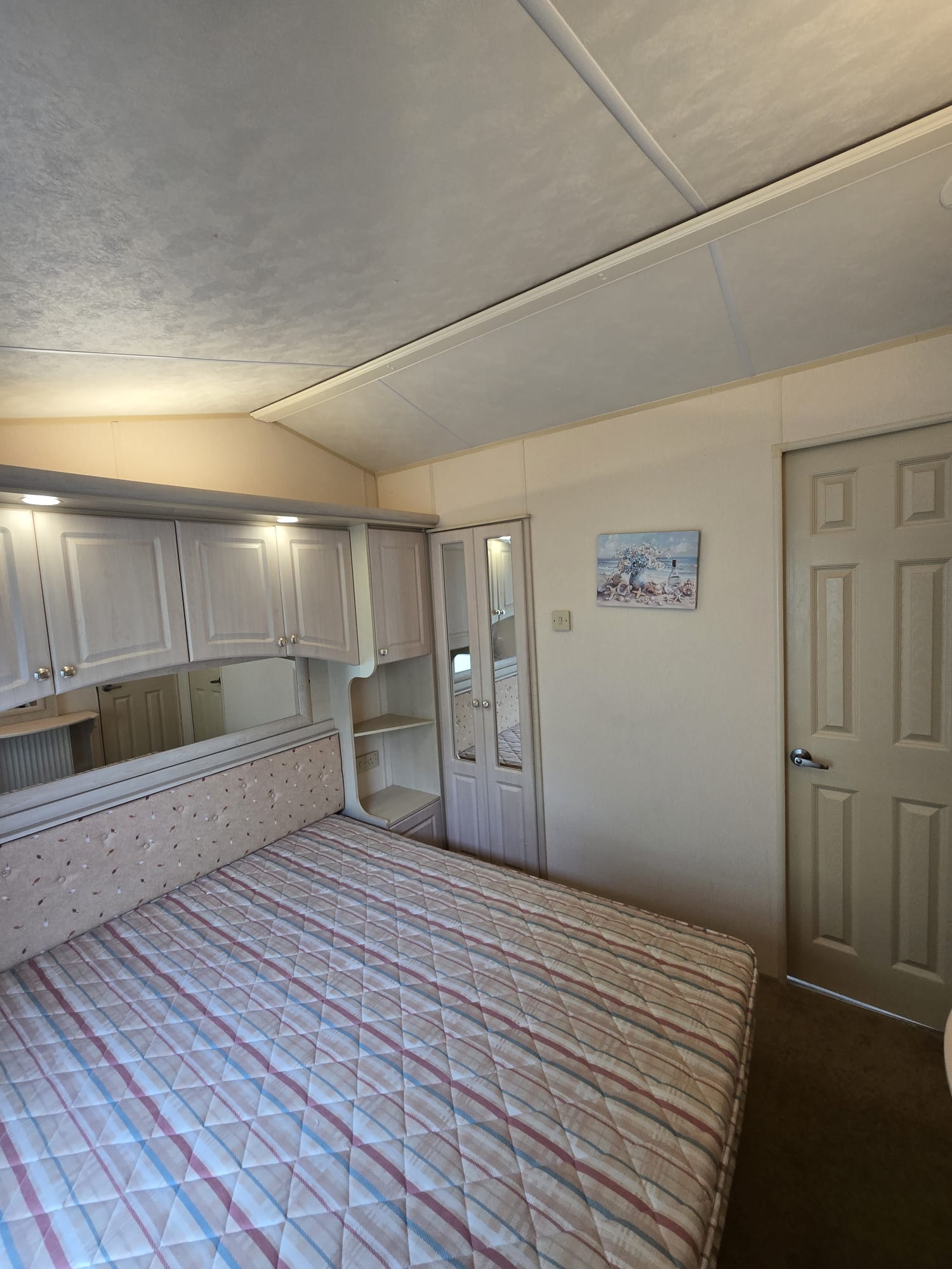 AVAILABLE | 2006 Willerby Granada 36x12 | 2 beds | Full Winterpack