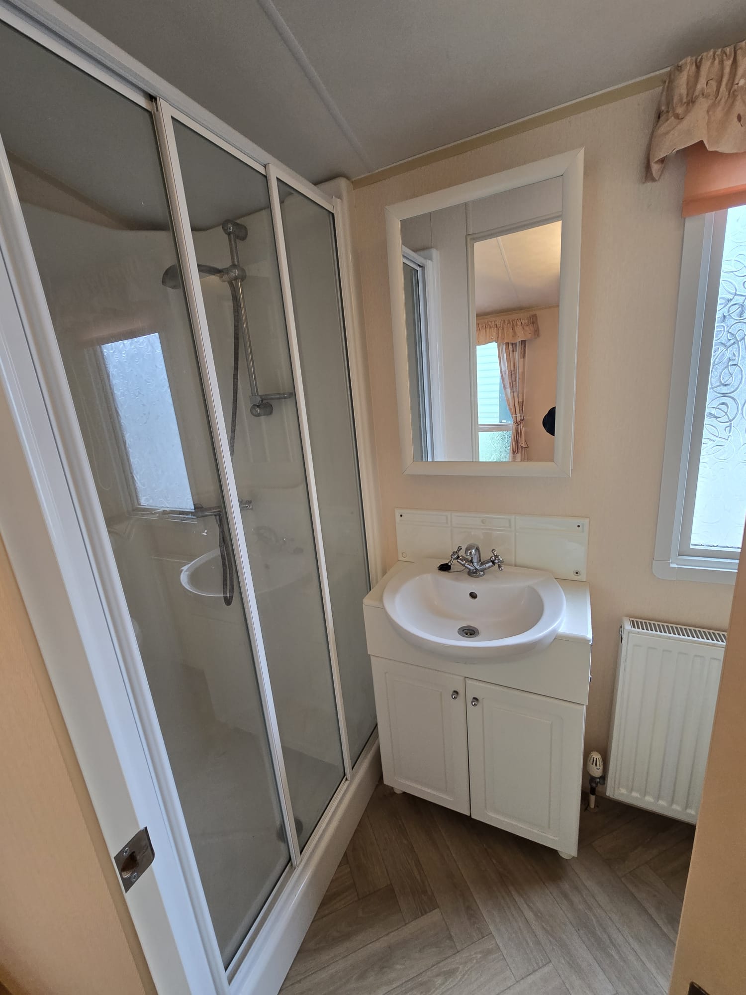 AVAILABLE | 2006 Willerby Granada 36x12 | 2 beds | Full Winterpack