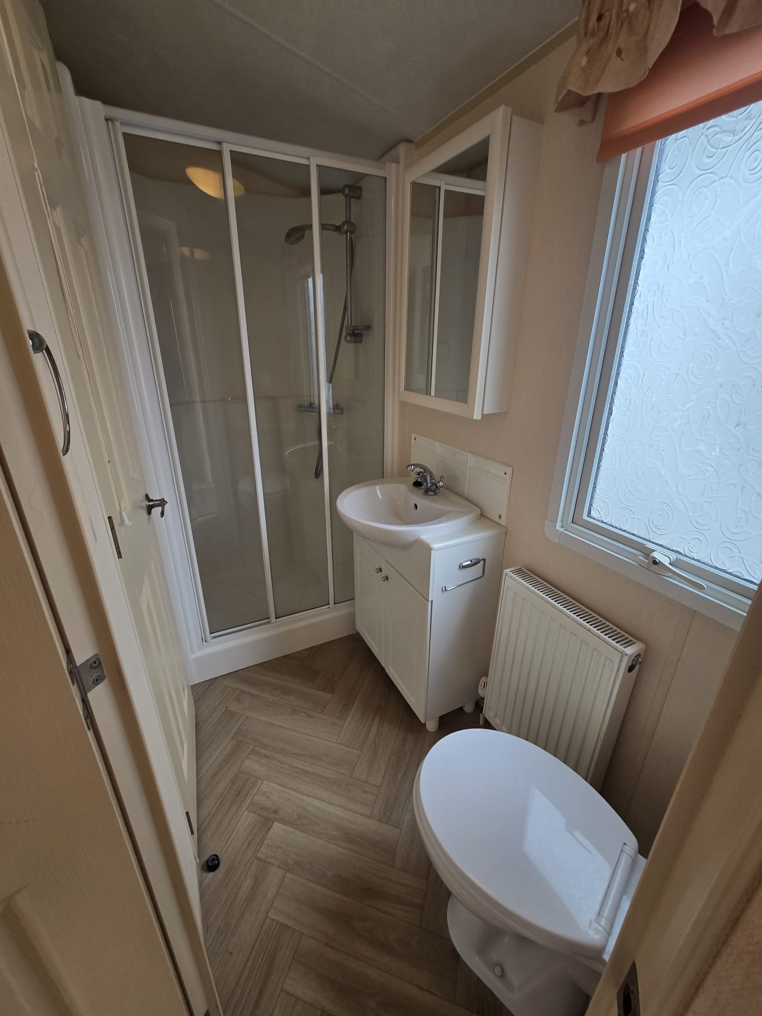 AVAILABLE | 2006 Willerby Granada 36x12 | 2 beds | Full Winterpack