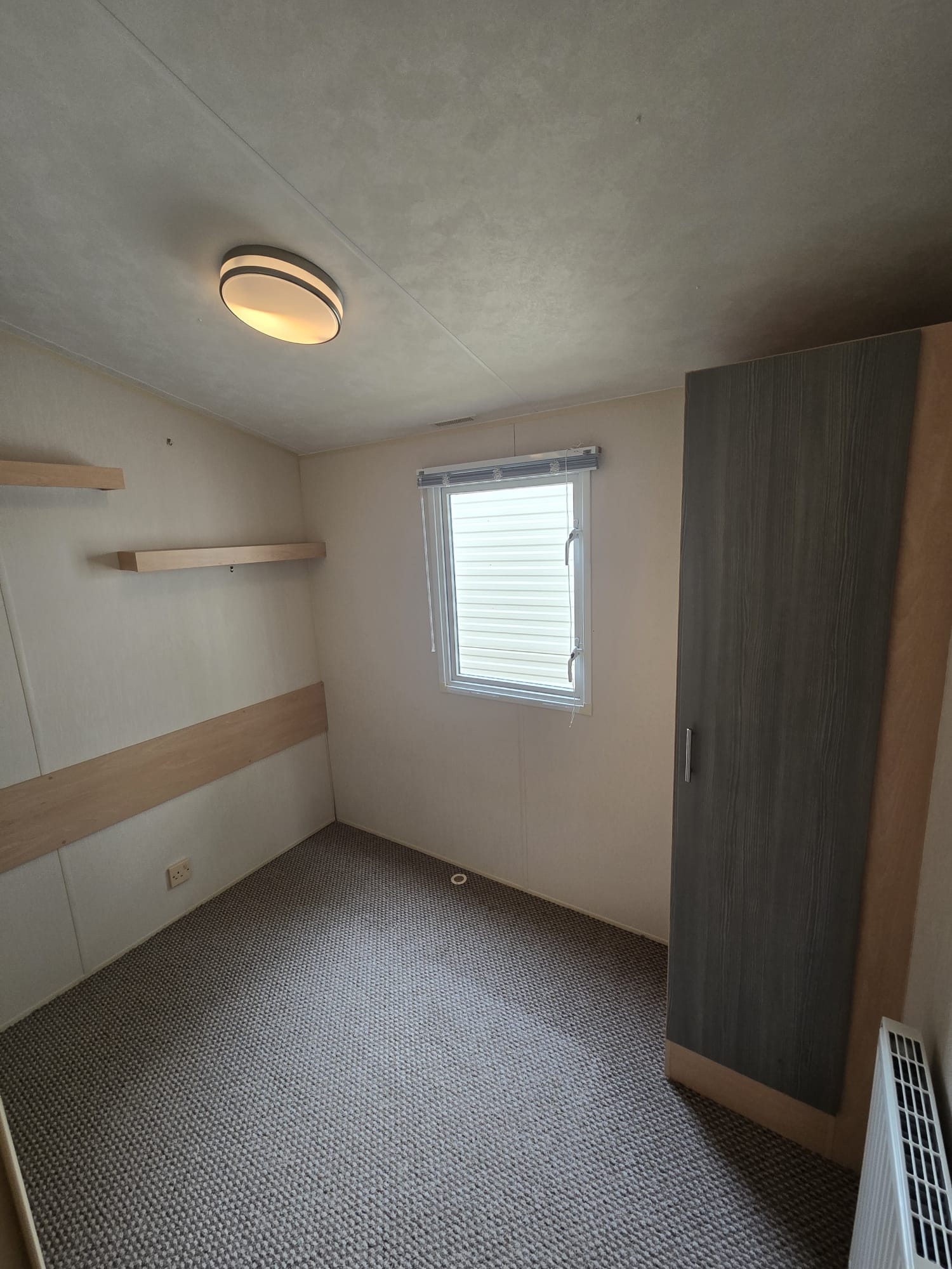 AVAILABLE | 2013 Willerby Sunset 35x12 | 2 beds | Full Winterpack