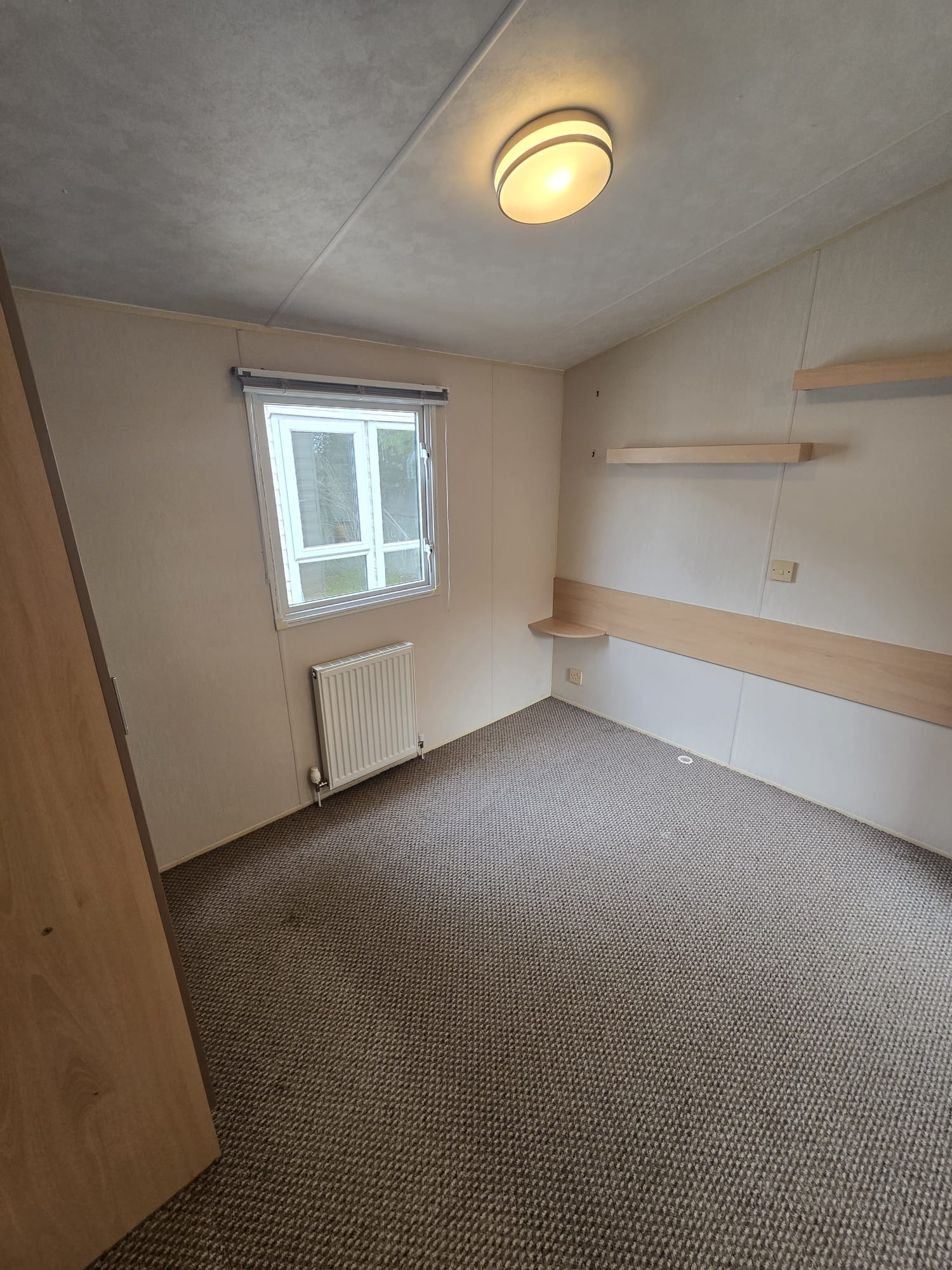 AVAILABLE | 2013 Willerby Sunset 35x12 | 2 beds | Full Winterpack