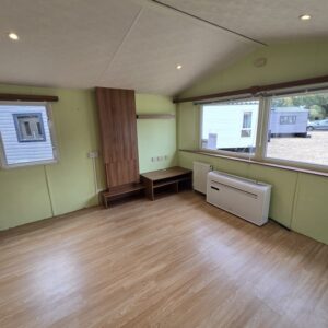 AVAILABLE | 2013 Willerby Sunset 35×12 | 2 beds | Full Winterpack