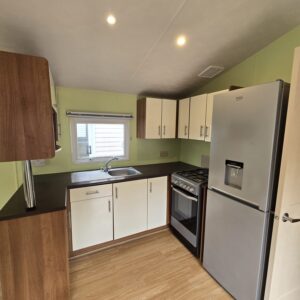 AVAILABLE | 2013 Willerby Sunset 35×12 | 2 beds | Full Winterpack