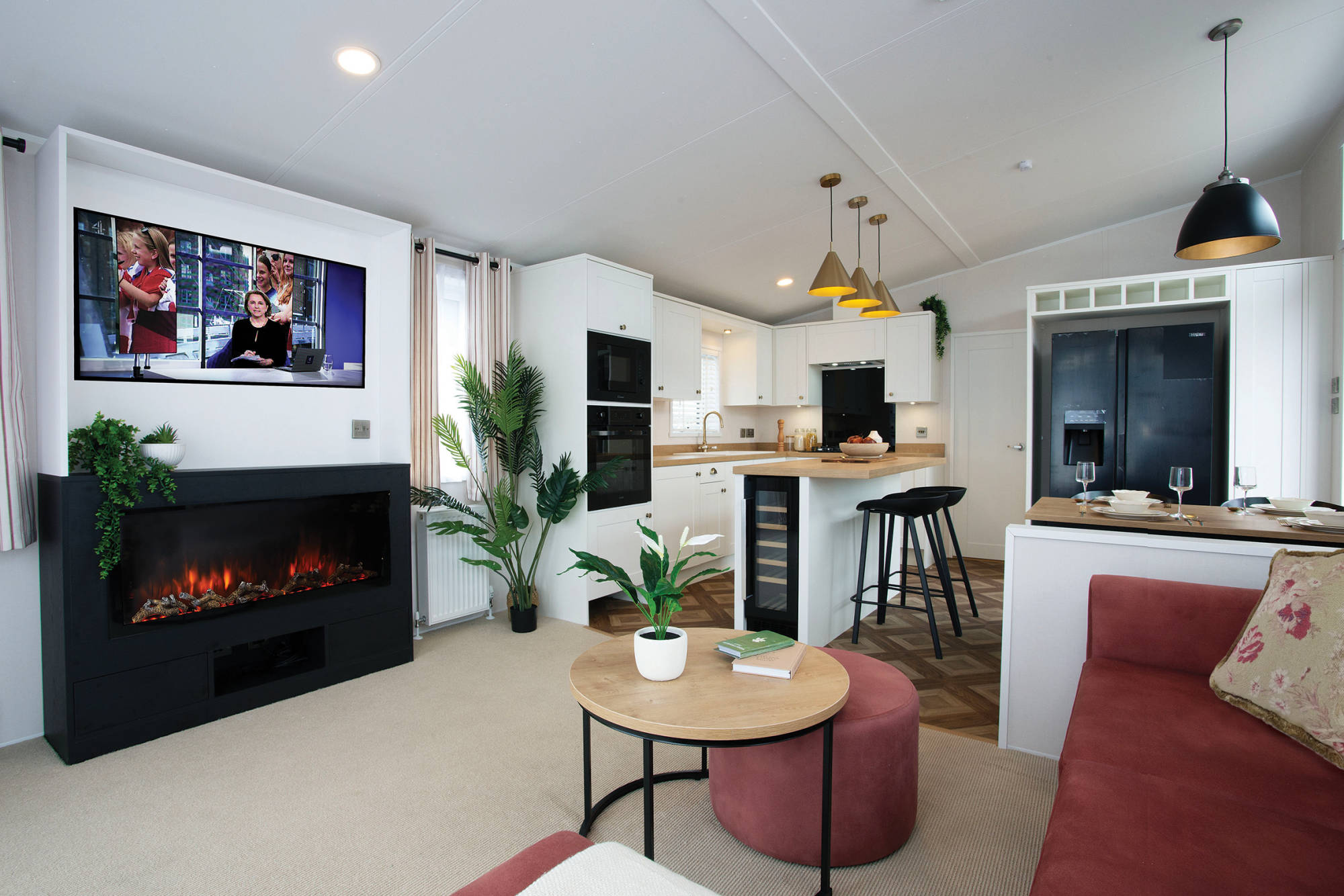 PRE-ORDER | 2027 Sunrise Belgravia Lodge | BS3632 | 43x14.6 | 2 beds