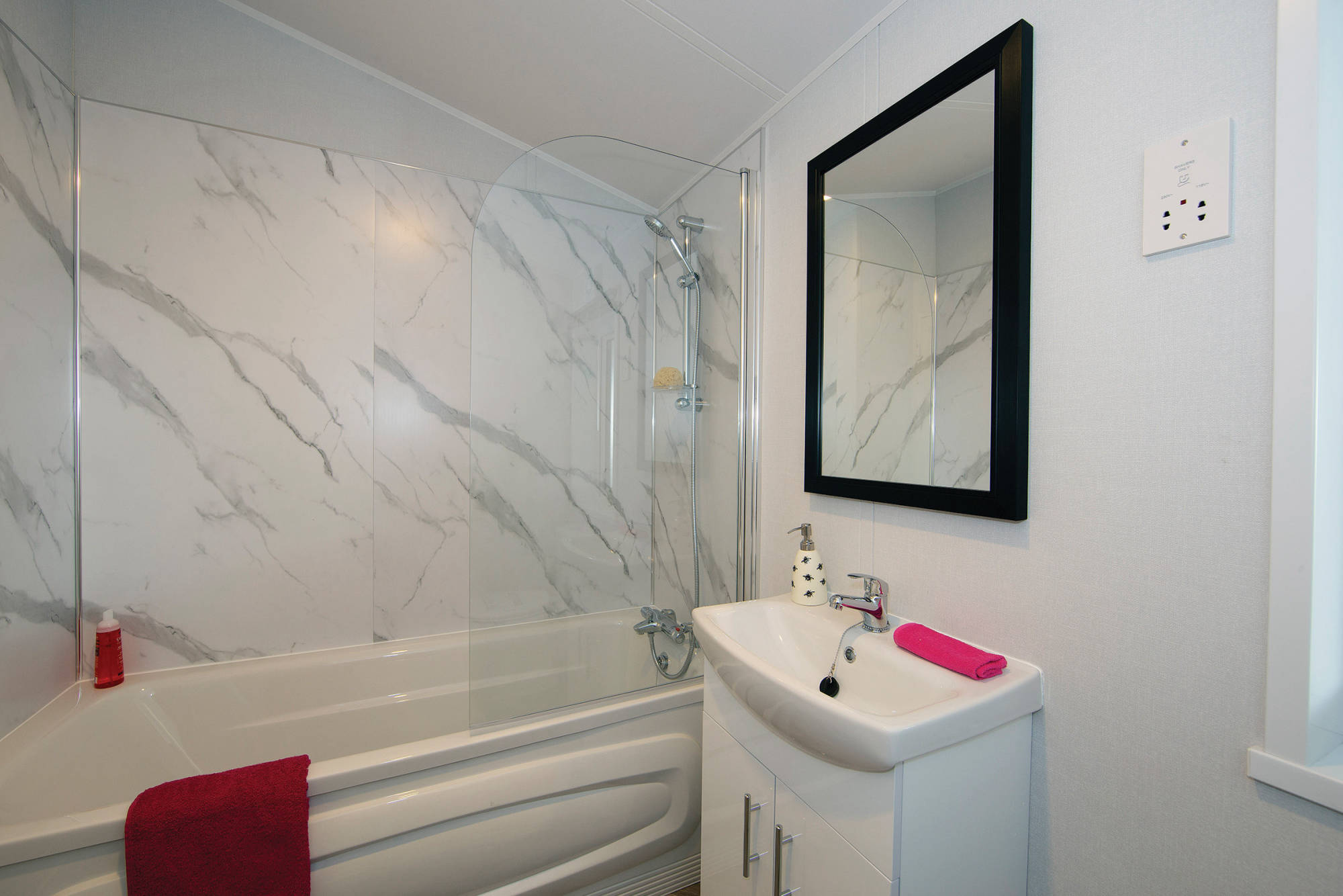 Pre-Order | 2027 NEW Sunrise Newbury Lodge | 2/3 beds | BS3632 Residential Spec